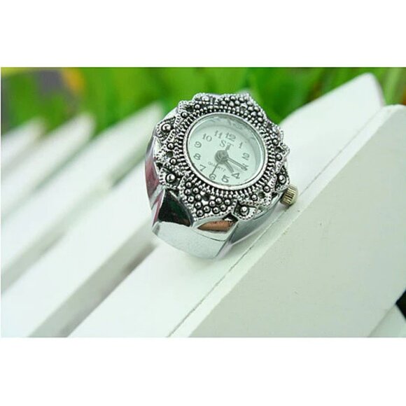 Victoria Ring Watch – Elegant Intricate Design | Fashion Jewelry Timepiece - Picture 2 of 3